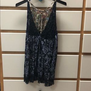 Tank top~ size small